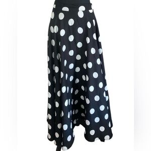 NBYNANCY Polka Dot Black and White Flare Skirt Women’s Size Medium Like New